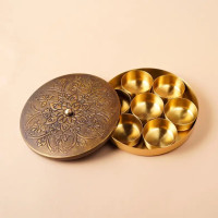 Антикварная латунный бокс для приправ, Иша Лайф; Antique textured brass condiments box, Isha Life