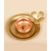 Лампа латунная с цветами, Иша Лайф; Hammered Flower Lamp, Isha Life