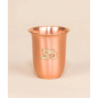 Матовый медный стакан с латунным аумом, 200 мл, Иша Лайф; Matte Finish Copper Glass with Brass Aum, 200 ml, Isha Life