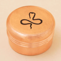 Медная шкатулка Вибхути (маленькая) - змея, Иша Лайф; Copper Vibhuti Box (Small) - Naga, Isha Life Медная шкатулка Вибхути (маленькая) - змея, Иша Лайф; Copper Vibhuti Box (Small) - Naga, Isha Life
