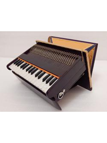 Физгармонь харинамная, индийские голоса, 2.5 октавы, 2 ряда