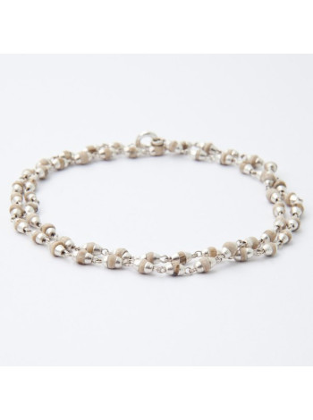 Кантхимала Туласи №2: 5 мм натуральные бусины в серебряном обрамлении