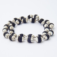 Кантхимала №12 Туласи в обрамлении 1 ряд 12 мм черные с насечками / Kanthimala №12 Tulasi silver 1round 12mm black Кантхимала №12 Туласи в обрамлении 1 ряд 12 мм черные с насечками / Kanthimala №12 Tulasi silver 1round 12mm black