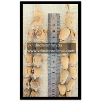 Четки Туласи 26, (27 бусин), L= 30 см (на фото справа) / Beads Tulasi 26, (27 beads), L = 30 cm (pictured right) Четки Туласи 26, (27 бусин), L= 30 см (на фото справа) / Beads Tulasi 26, (27 beads), L = 30 cm (pictured right)